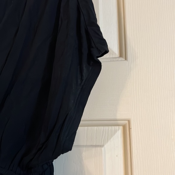 Nicole Miller Navy Knit Dress Low V Neck Elastic Waistline T shirt Dress Size M - Picture 6 of 7